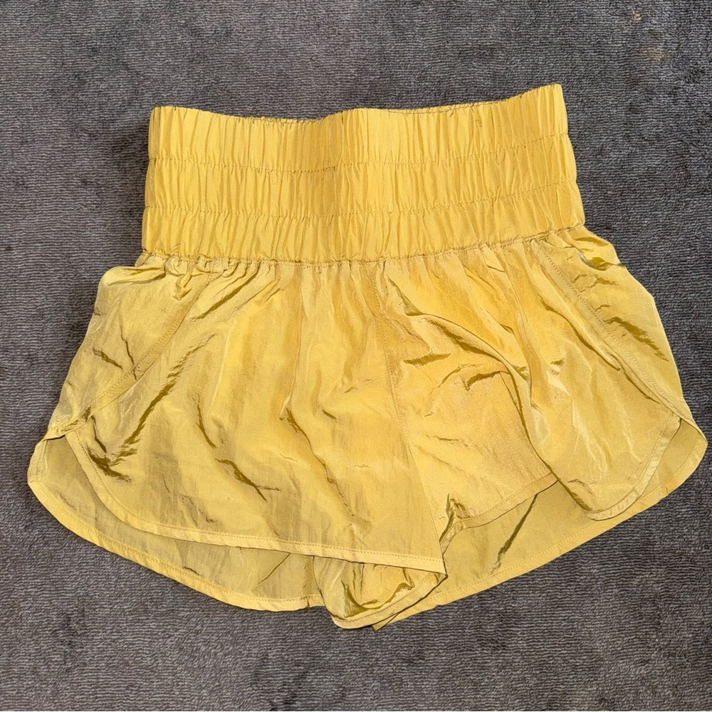 Free People Movement Shorts Size Medium NWT